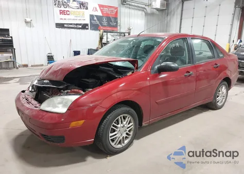 2005 Ford Focus Zx4 из США, поврежденный, VIN 1FAFP34N45W147512